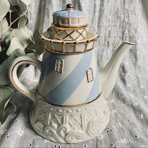 Lenox Seaside Lighthouse Teapot - Picture 6 of 8
